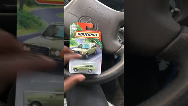 Quickie review: Matchbox ‘80 Mercedes-Benz W123 Wagon смотреть онлайн