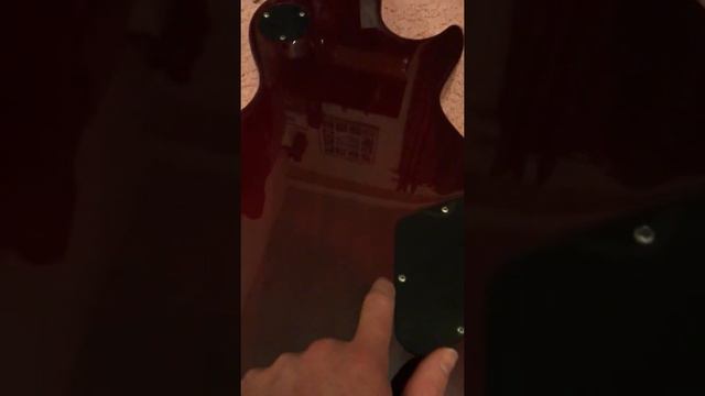 First look at my new Tokai Love Rock (made in Korea) смотреть онлайн