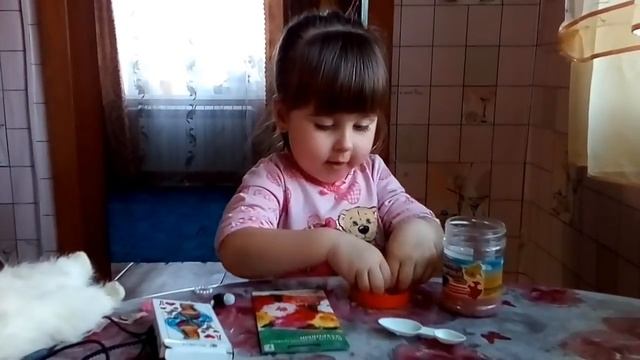 Проспали/Что растёт в моём саду/Спорим с Владом/Делаем уроки/10.04.19 смотреть онлайн