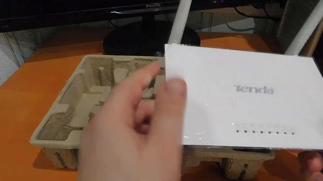 Wi-fi роутер Tenda F300 смотреть онлайн