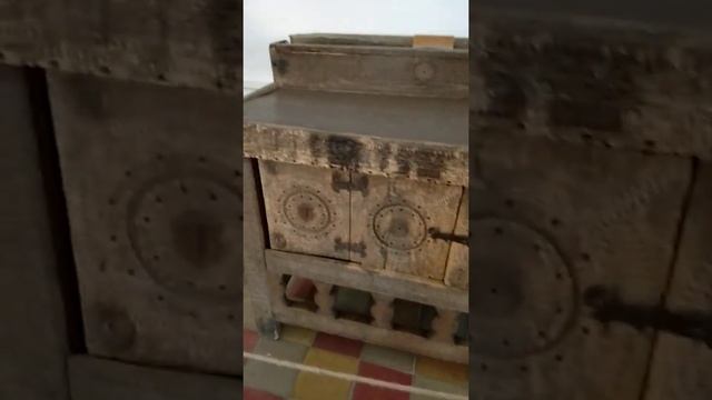 Молча. Без слов. Кто не был- посмотрите..