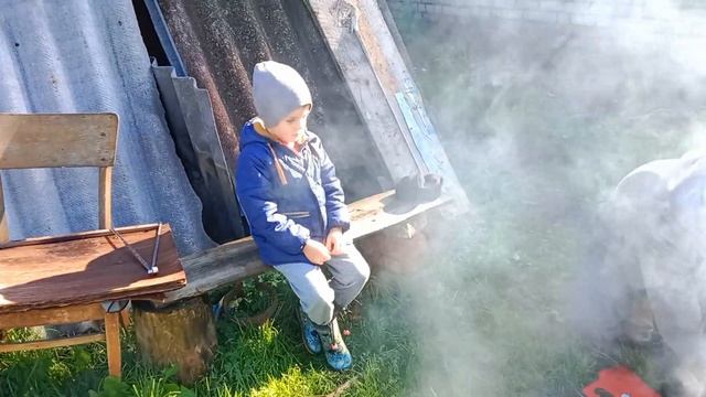 Купили дом в деревне с заросшим участком. Наконец-то мы его вспахали! смотреть онлайн