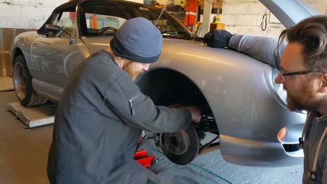 Setting up TVR Chimaera suspension - Cornerweight, toe, tracking, and ride height смотреть онлайн
