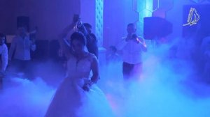 Первый танец молодоженов!