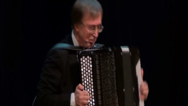 А.Пьяццолла "Либертанго" Исп. В.Романько смотреть онлайн
