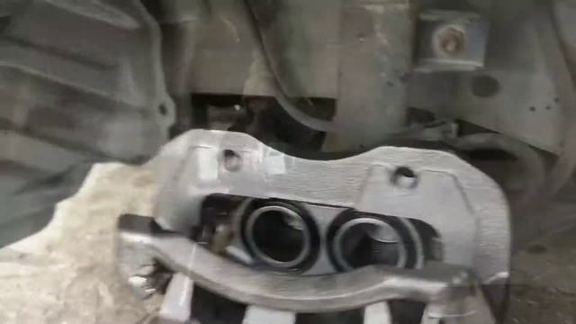 1999 Infiniti QX4 (Brake Caliper Replace) смотреть онлайн