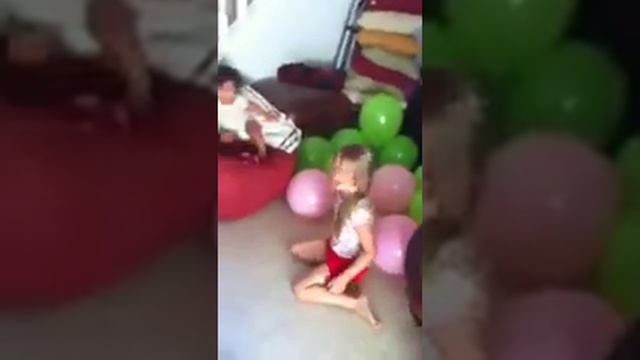 День рождение Сашули!!! 1 годик смотреть онлайн
