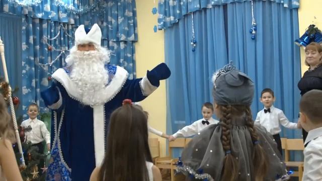 Новогодний утренник. Детский сад "Академия от А до Я" смотреть онлайн