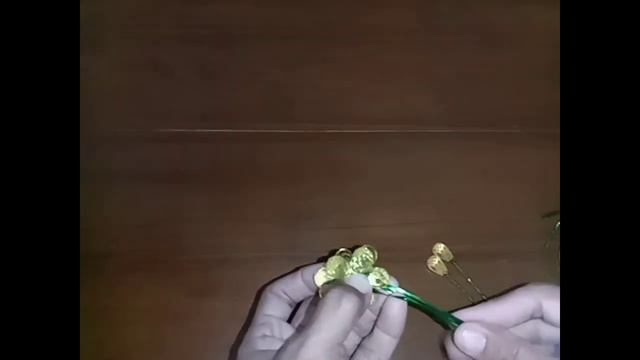 TUTORIAL BUNGA MANIK TETES BESAR DARI AKRILIK смотреть онлайн