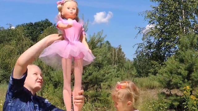 Кукла-балерина. Очень высокая и красивая кукла.Doll ballerina. Very tall, very handsome doll. смотреть онлайн