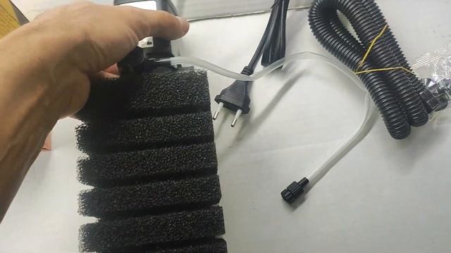 Фильтр с подачей воздуха для аквариумов 300-400 литров Sunsun JP024 с губкой