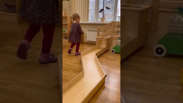 группа "Мама и малыш" с 6 до 17 месяцев для родителей и малышей смотреть онлайн