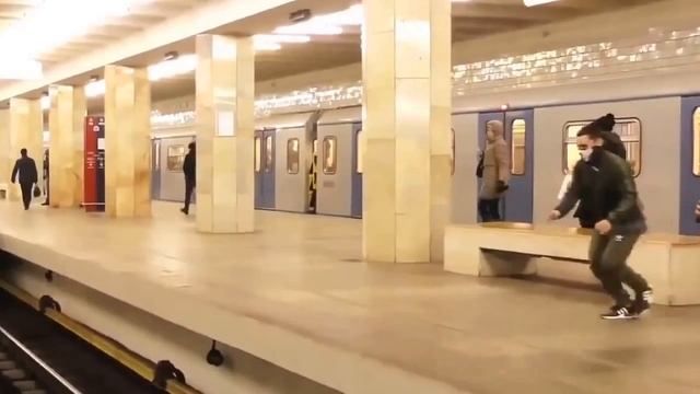 FAST Oncoming train, Man does flip and cheats DEATH!! смотреть онлайн