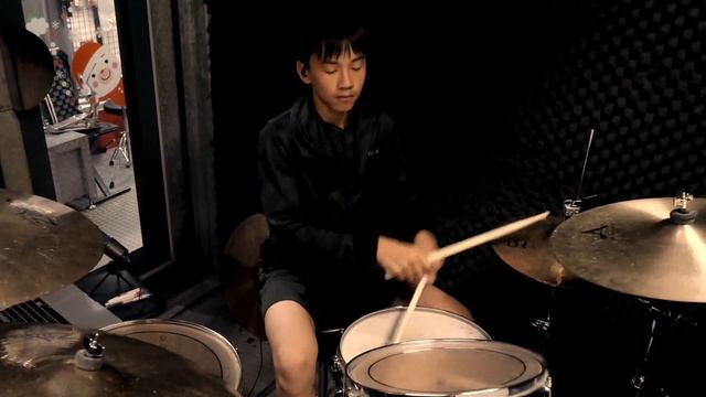 Greta Van Fleet－Highway Tune （drum cover) смотреть онлайн
