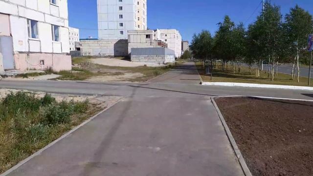 Прогулка от игровой площадки у бульвара Стрижова до микрорайона Олимпийский. Часть первая. смотреть онлайн