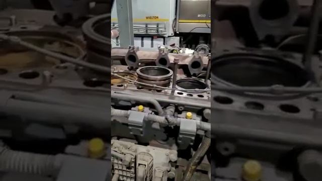 MB Actros гбц против 15 т.пресса смотреть онлайн