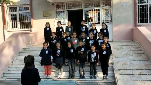 @10Kasım Çocukların Atatürk'e Cevabı Taşpınar Şehit Hasan Ertan İlkokulu 2/A смотреть онлайн