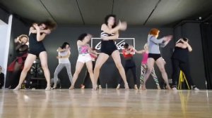 Girls Latina, Латина, Танцы