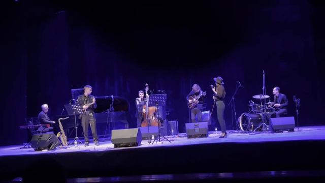 Somewhere Over the Rainbow live of KHARKIVSKY NATIONAL ACADEMIC OPERA AND BALLET THEATER смотреть онлайн