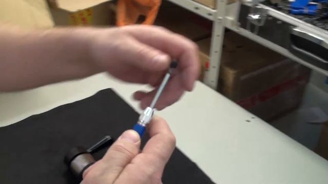 Как извлечь сломанный пивной винт смотреть онлайн