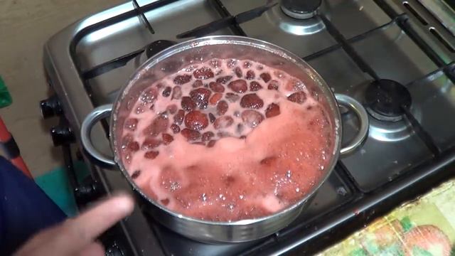Варенье Из Клубники В Собственном Соку Скоростное. Быстро Просто Консервируем смотреть онлайн