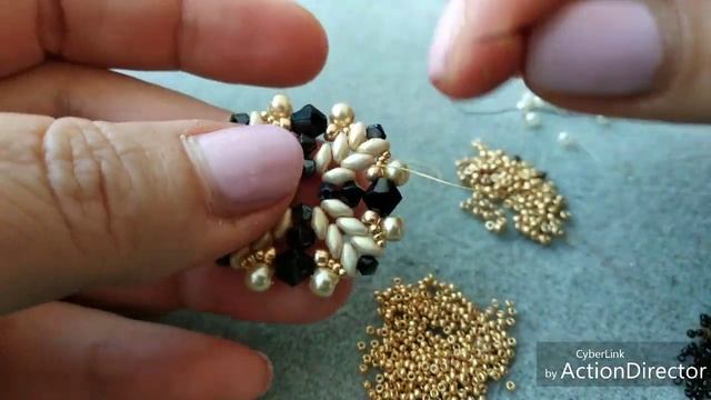 Tutorial-orecchini Fly смотреть онлайн
