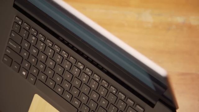 Dell XPS 15 9550 Review - You Should смотреть онлайн