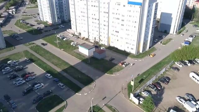 Обзор 16ти этажки с МЛМ лифтами и красивым вечерним видом. смотреть онлайн