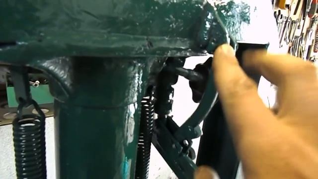 Самодельный прес ( press )гидравлический, с домкрата. смотреть онлайн