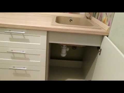 Кухня Квадро ванильного цвета