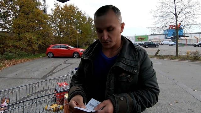 Чем Я угощаю коллег по работе на Мой день рождения смотреть онлайн