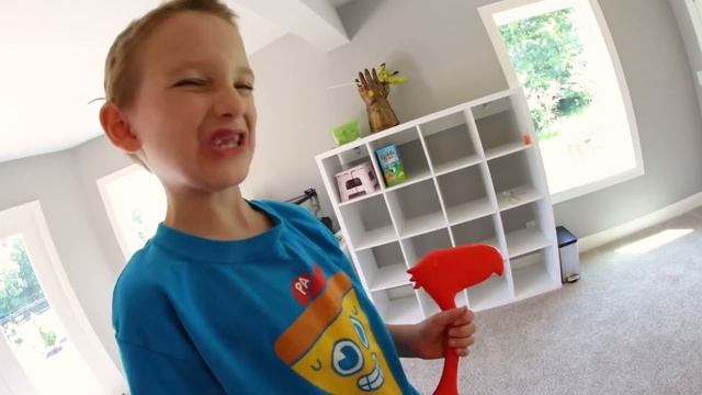 FATHER SON HOUSE GOLF! / Gator Golf! смотреть онлайн