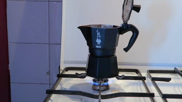 #Bialetti #Nespresso #Café Nespresso vs Bialetti смотреть онлайн