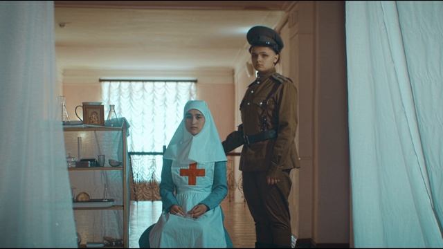 Стихотворения "Сестре милосердия" и "Ответ сестры милосердия" читают Вадим Самородов и Ева Матвеева смотреть онлайн