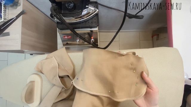 Как сшить женские трикотажные брюки из футера 2х-нитки с отстроченной стрелкой смотреть онлайн