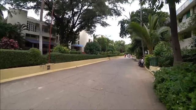 89. Я снова бьюти блогер! Педикюр в Путтапарти. Обед в ашраме. Маша и Мэй. Индия 2023. смотреть онлайн