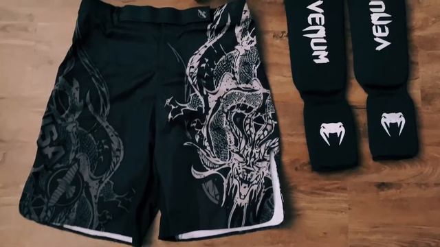 Комплект для единоборств Hayabusa смотреть онлайн