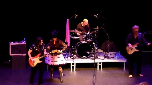 Candye Kane - I'm The Toughest Girl Alive - Live @ L'Odéon de Tremblay en France смотреть онлайн