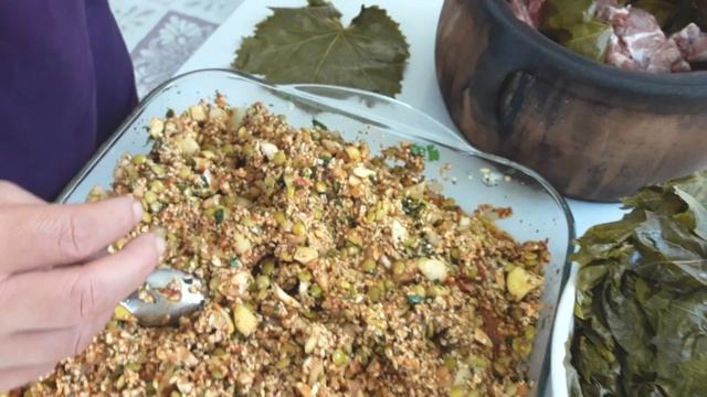 AMASYA USULÜ BAKLALI DOLMA - YAPRAK SARMASI NASIL YAPILIR | Amasya Videoları