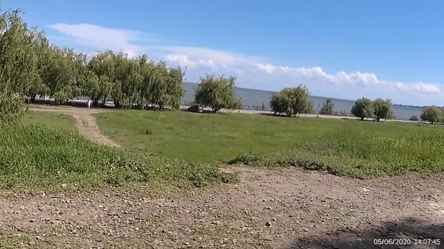 Таганрог - На детской площадке у кафе 200605 смотреть онлайн