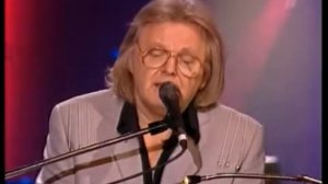 Юрий Антонов   Снегири