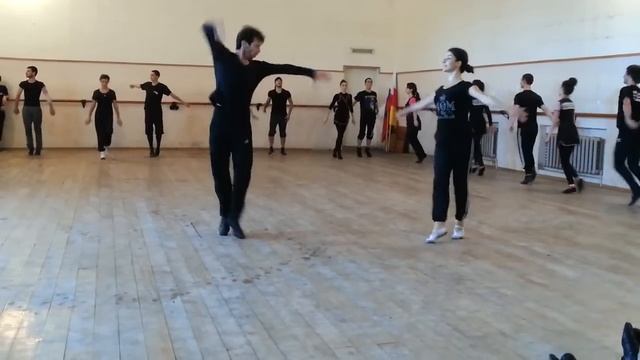 Ансамбль Кавказ Убыхский танец смотреть онлайн