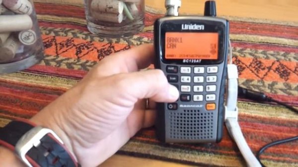 Uniden scanner portable BC125AT