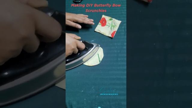 Making DIY Butterfly Bow Scrunchies смотреть онлайн