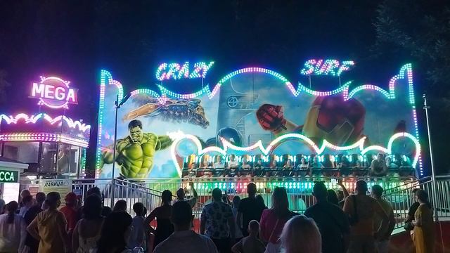 Лазаревское _ 2024 _ Июль _ Атракцион Crazy Surf