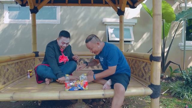Ibnu & Timbul Panik Semua Orang Jadi Zombie смотреть онлайн