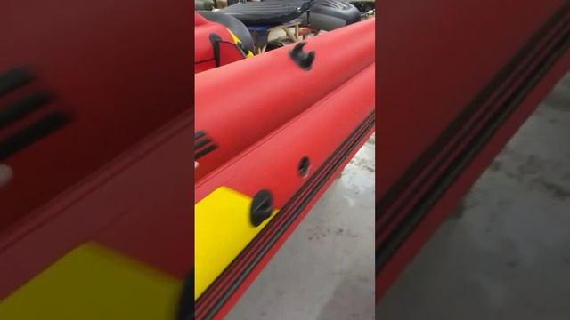 Яркий, дерзкий, классный Риф Скат 450fi. смотреть онлайн