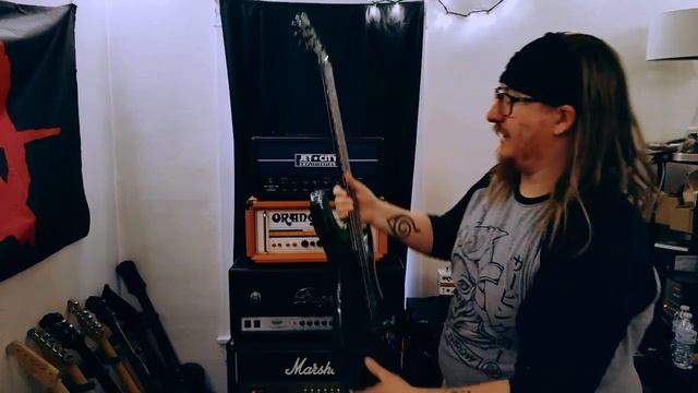 Unboxing Schecter C-1 Silver Mountain смотреть онлайн