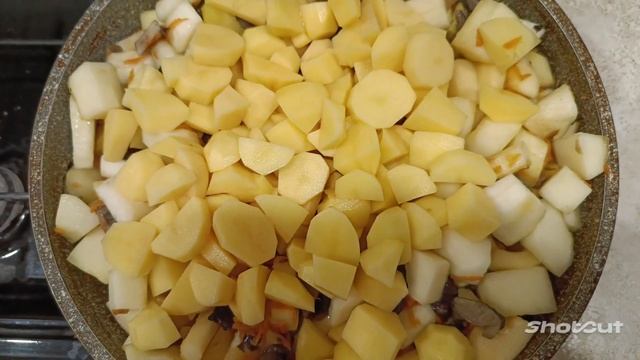 ОВОЩНОЕ РАГУ С КАБАЧКАМИ И ГРИБАМИ. ПАЛЬЧИКИ ОБЛИЖЕШЬ! смотреть онлайн