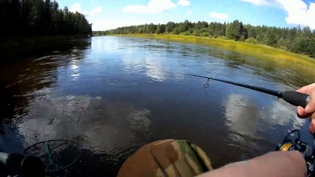 Рыбалка в Вологодской обл. Сплав по реке Чагодоща. Щука, окуни. смотреть онлайн